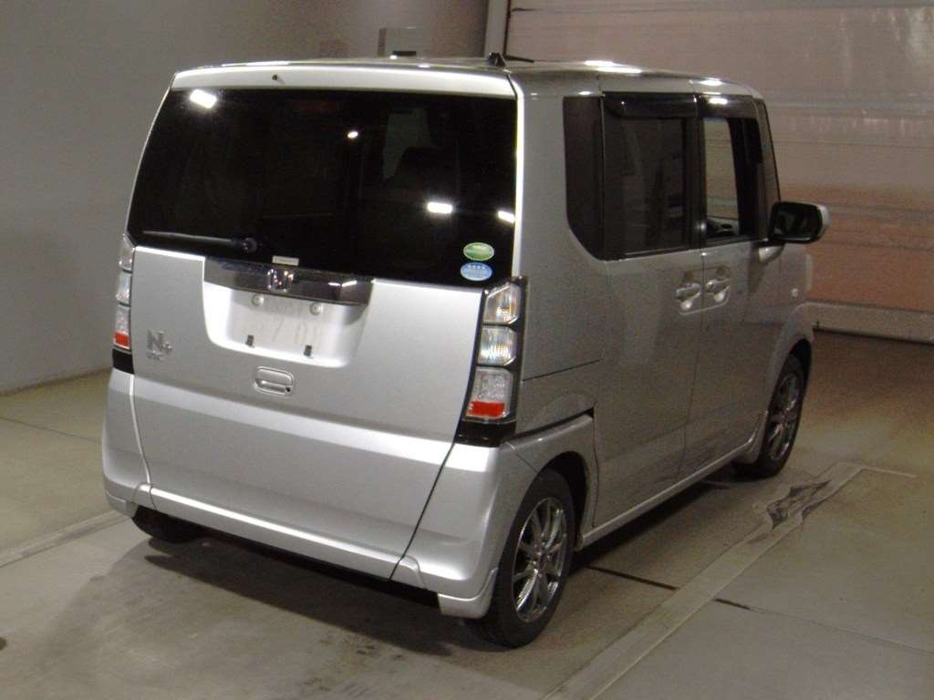 HONDA N-BOX+