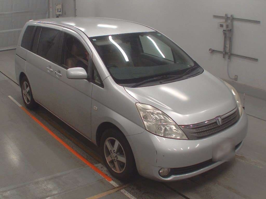 TOYOTA ISIS