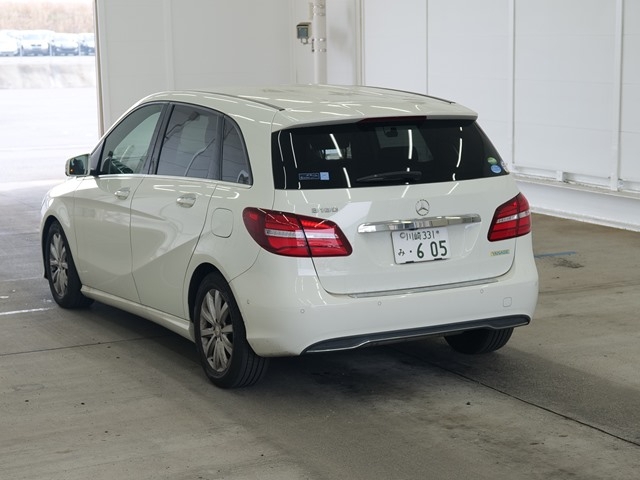 MERCEDES-BENZ B-CLASS