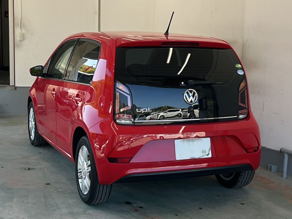 VOLKSWAGEN UP!