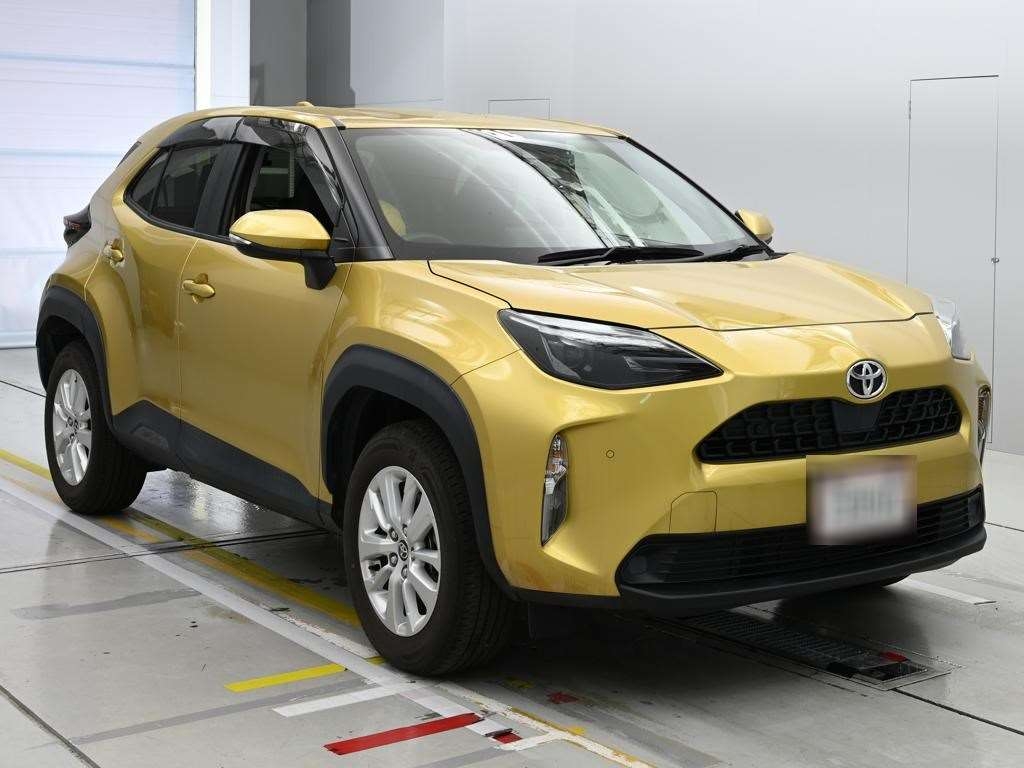 TOYOTA YARIS CROSS