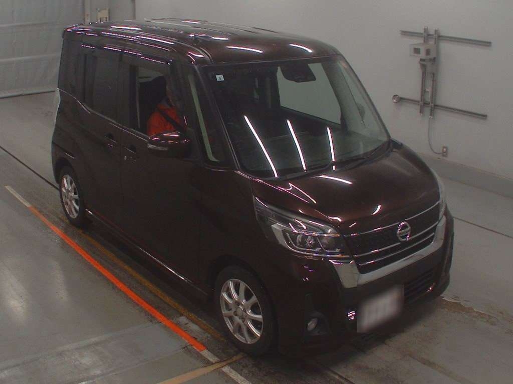 NISSAN DAYZ ROOX