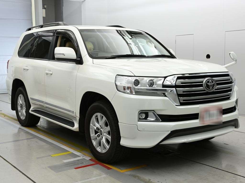 TOYOTA LAND CRUISER