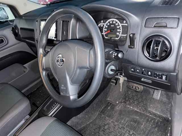 NISSAN AD
