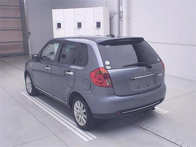 MAZDA VERISA