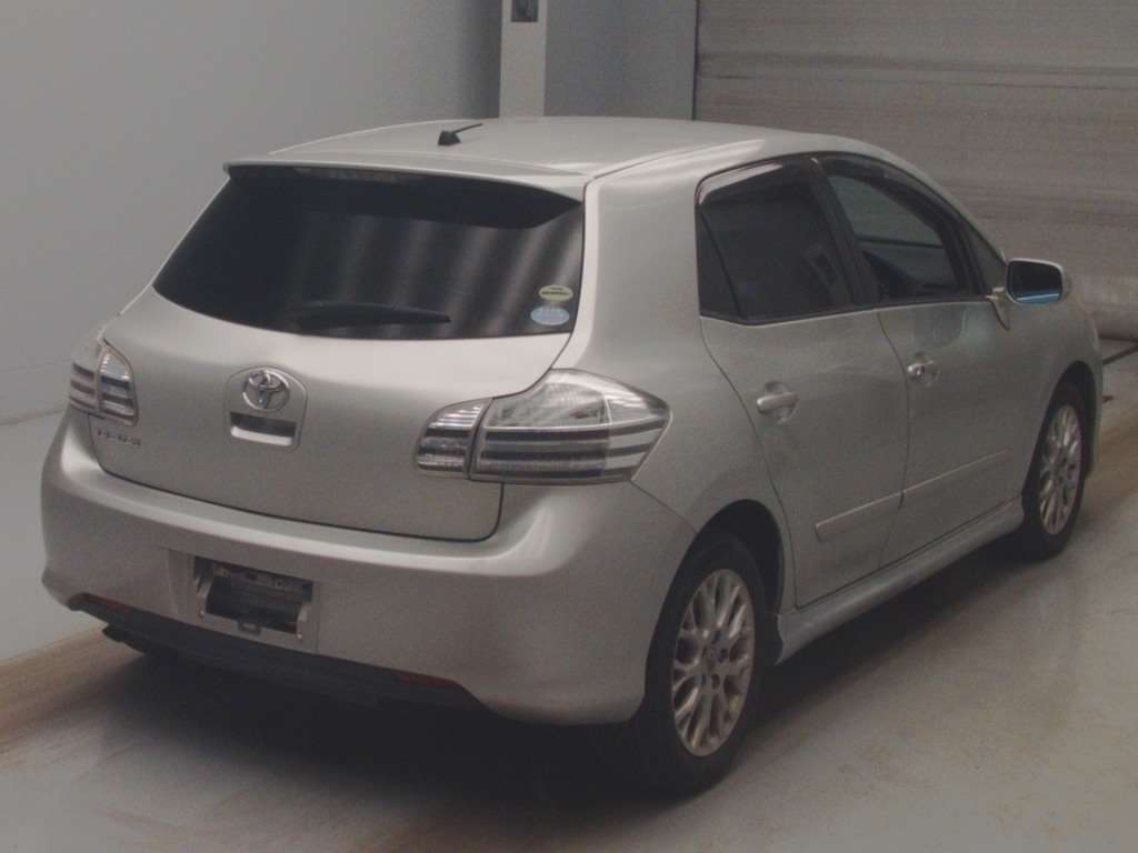 TOYOTA BLADE