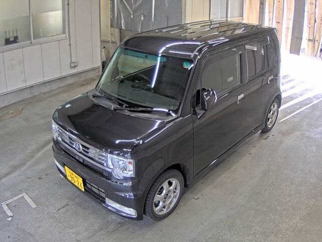 TOYOTA PIXIS SPACE