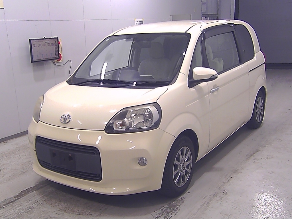 TOYOTA PORTE
