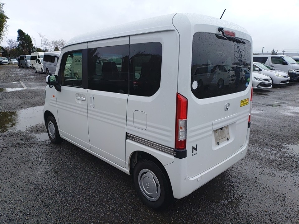HONDA N-VAN