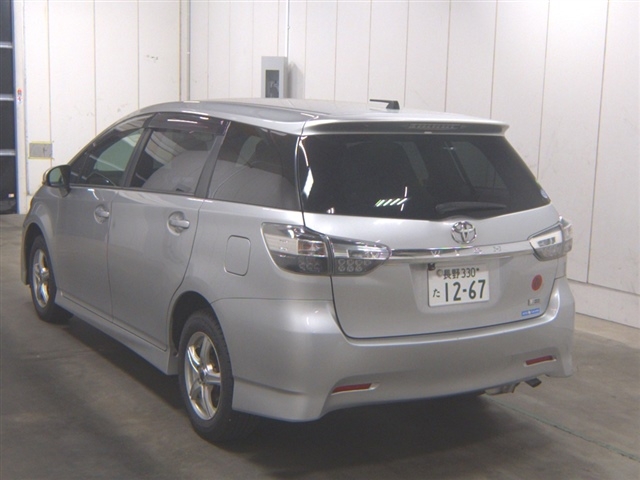 TOYOTA WISH