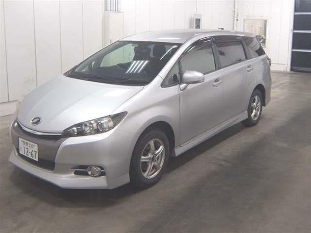 TOYOTA WISH