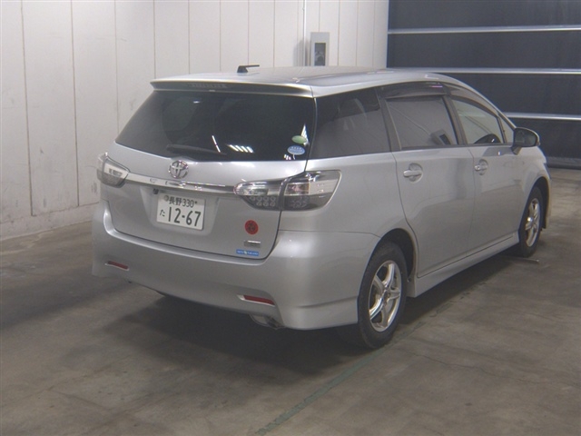 TOYOTA WISH