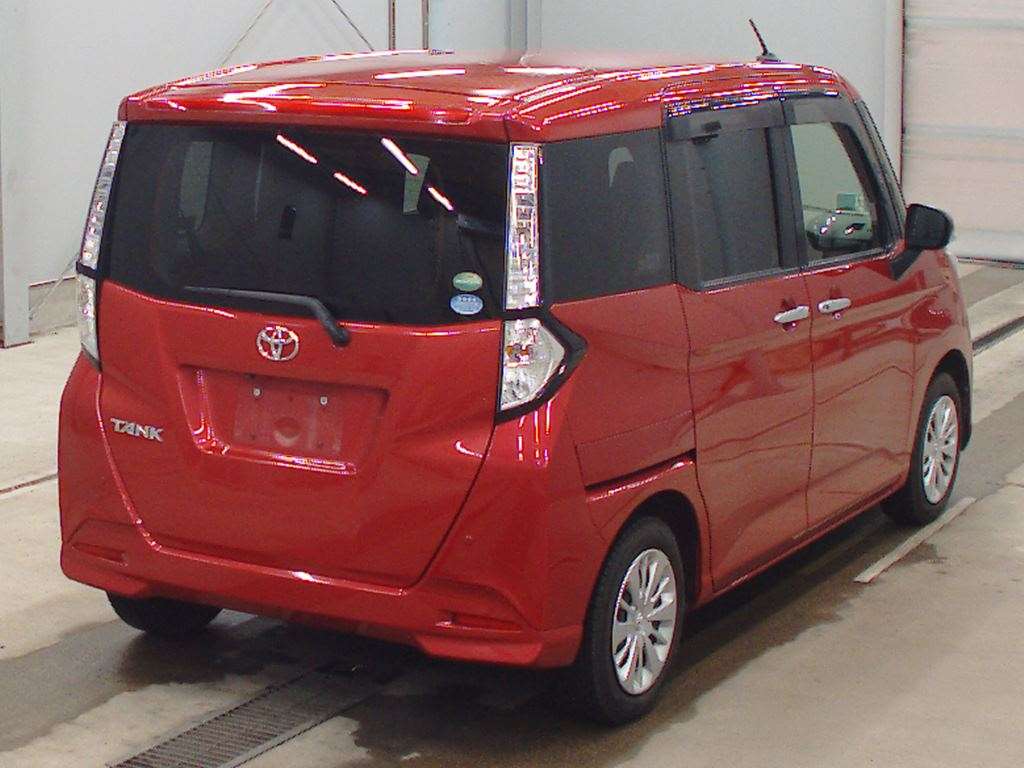 TOYOTA TANK