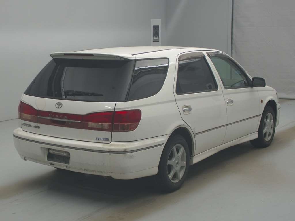 TOYOTA VISTA ARDEO