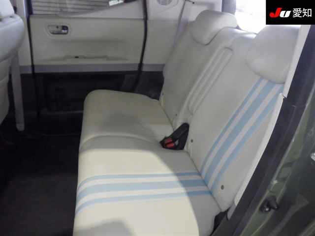HONDA N-BOX SLASH