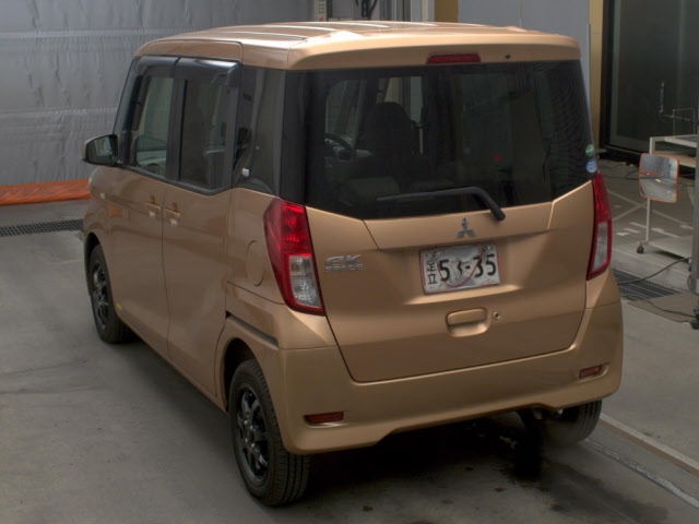 MITSUBISHI EK SPACE