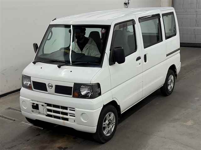 NISSAN CLIPPER