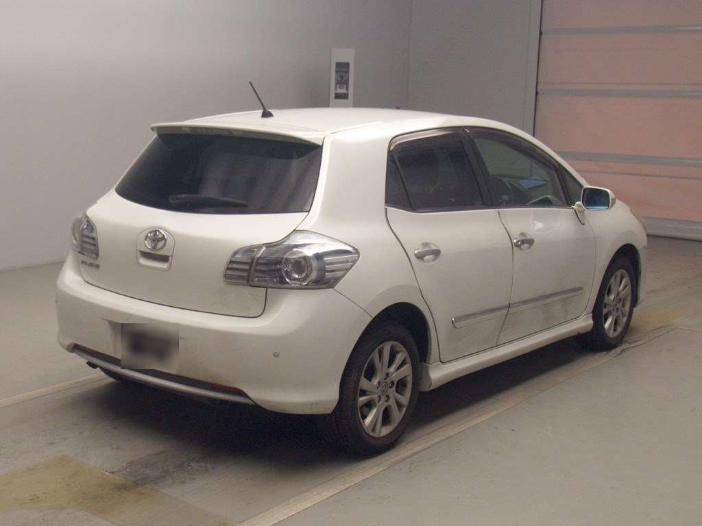 TOYOTA BLADE