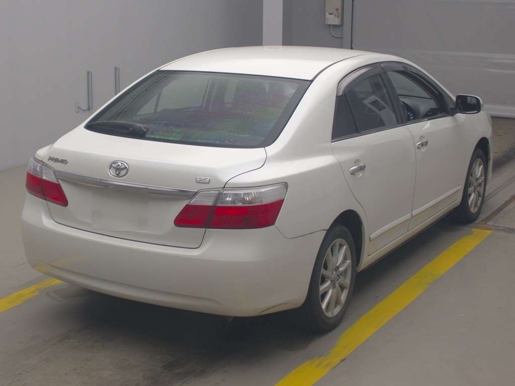 TOYOTA PREMIO