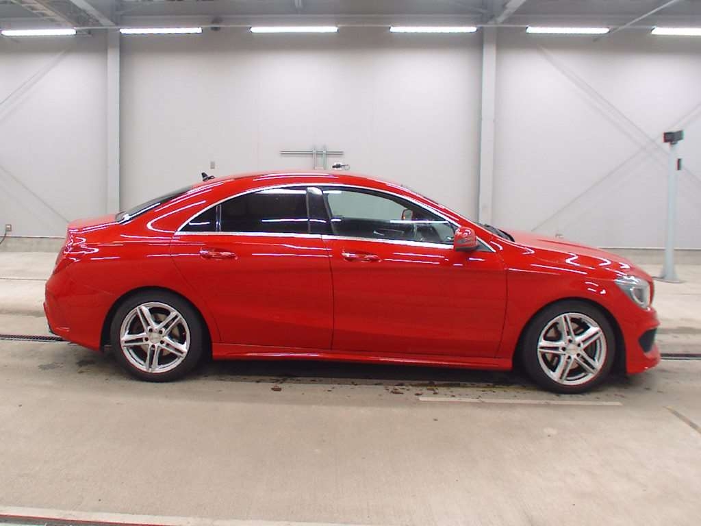 MERCEDES-BENZ CLA-CLASS