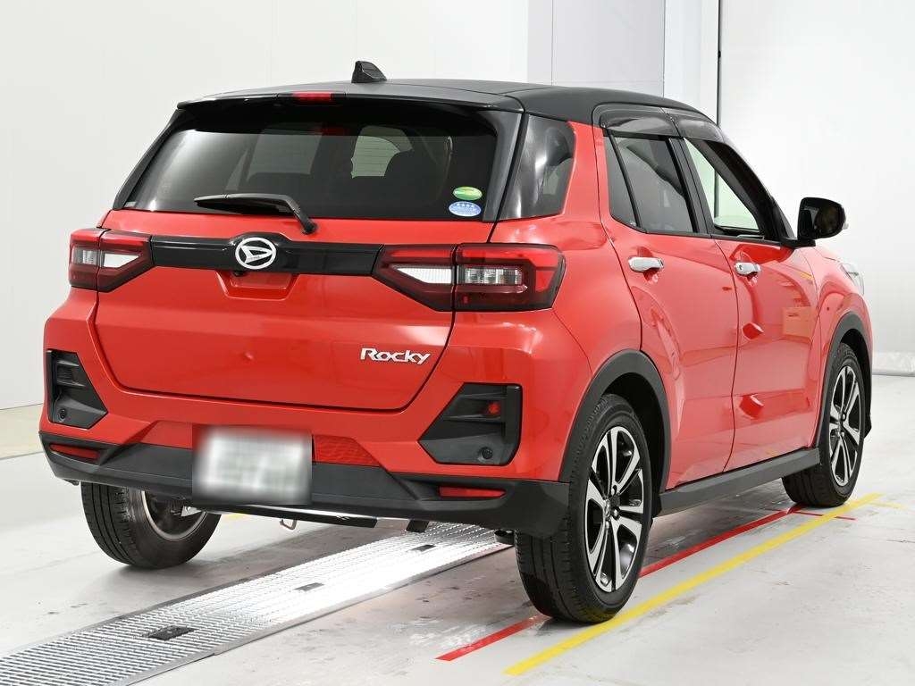 DAIHATSU ROCKY