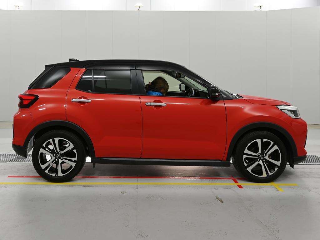 DAIHATSU ROCKY