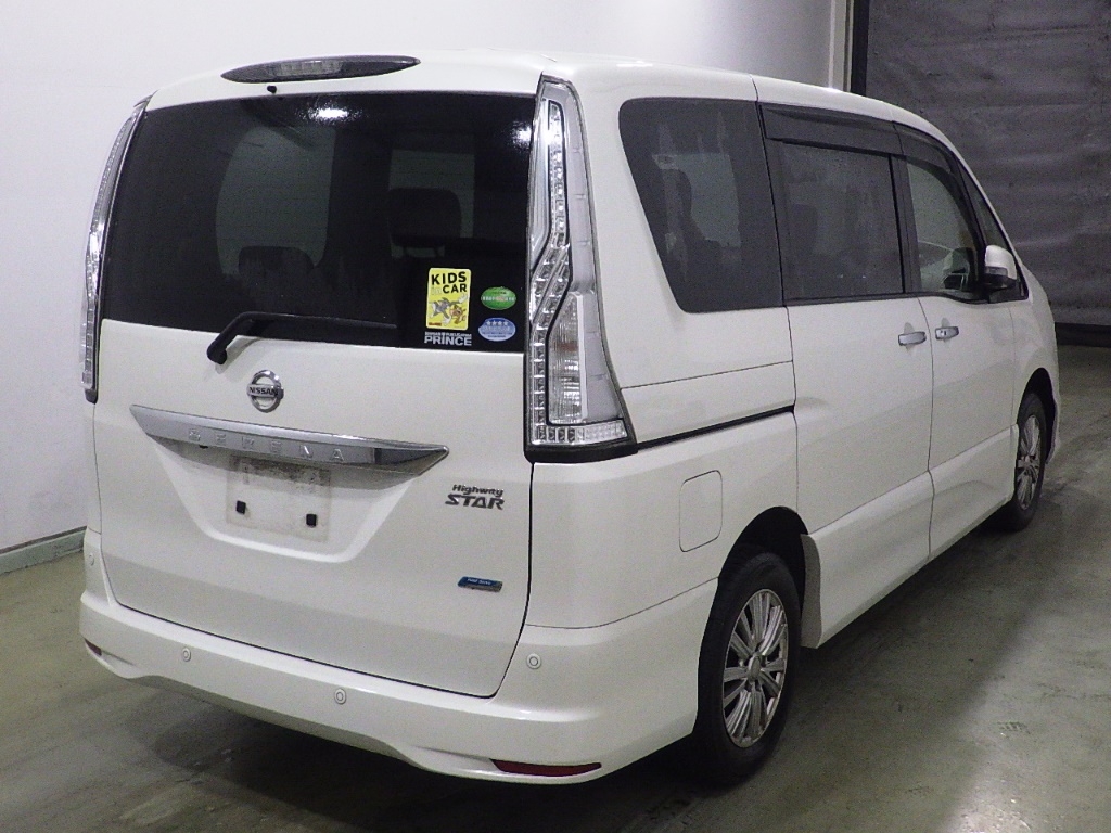 NISSAN SERENA