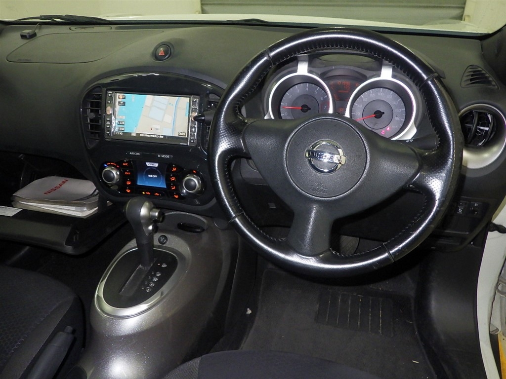 NISSAN JUKE