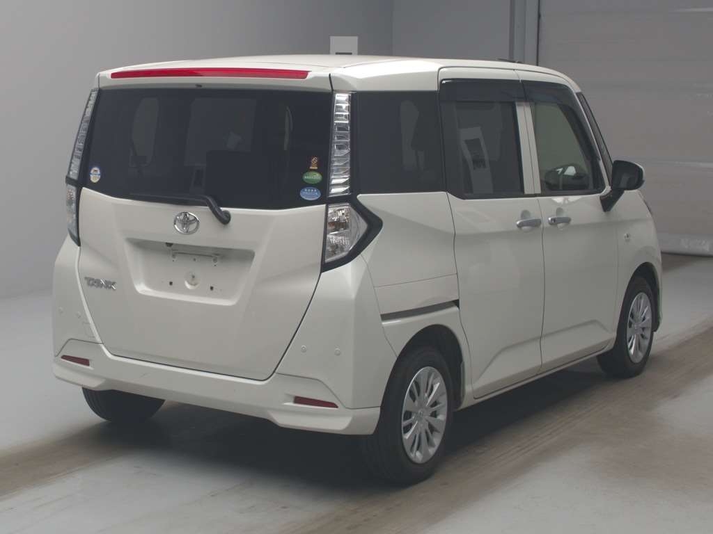 TOYOTA TANK