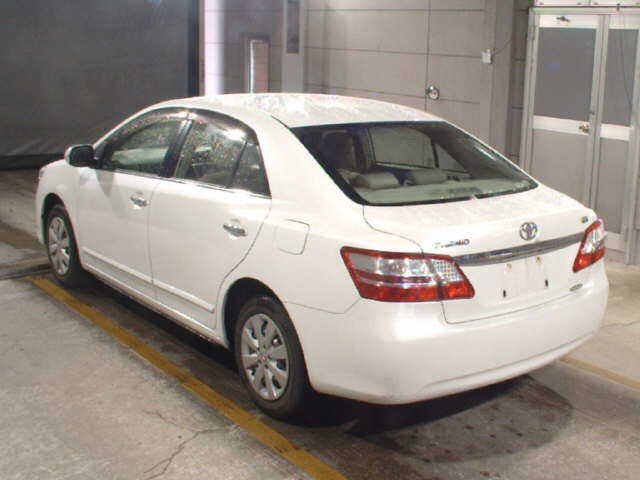 TOYOTA PREMIO