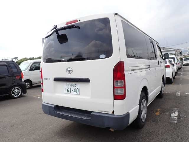TOYOTA REGIUS ACE