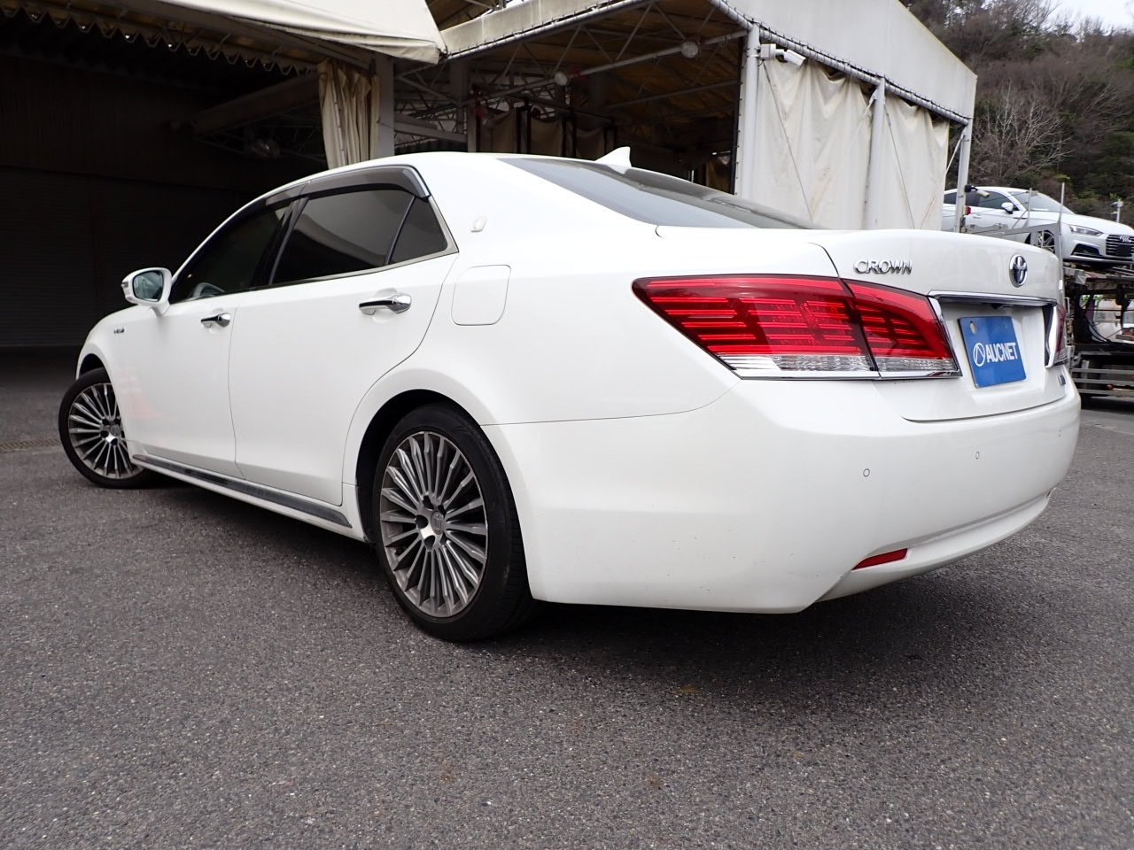 TOYOTA CROWN MAJESTA