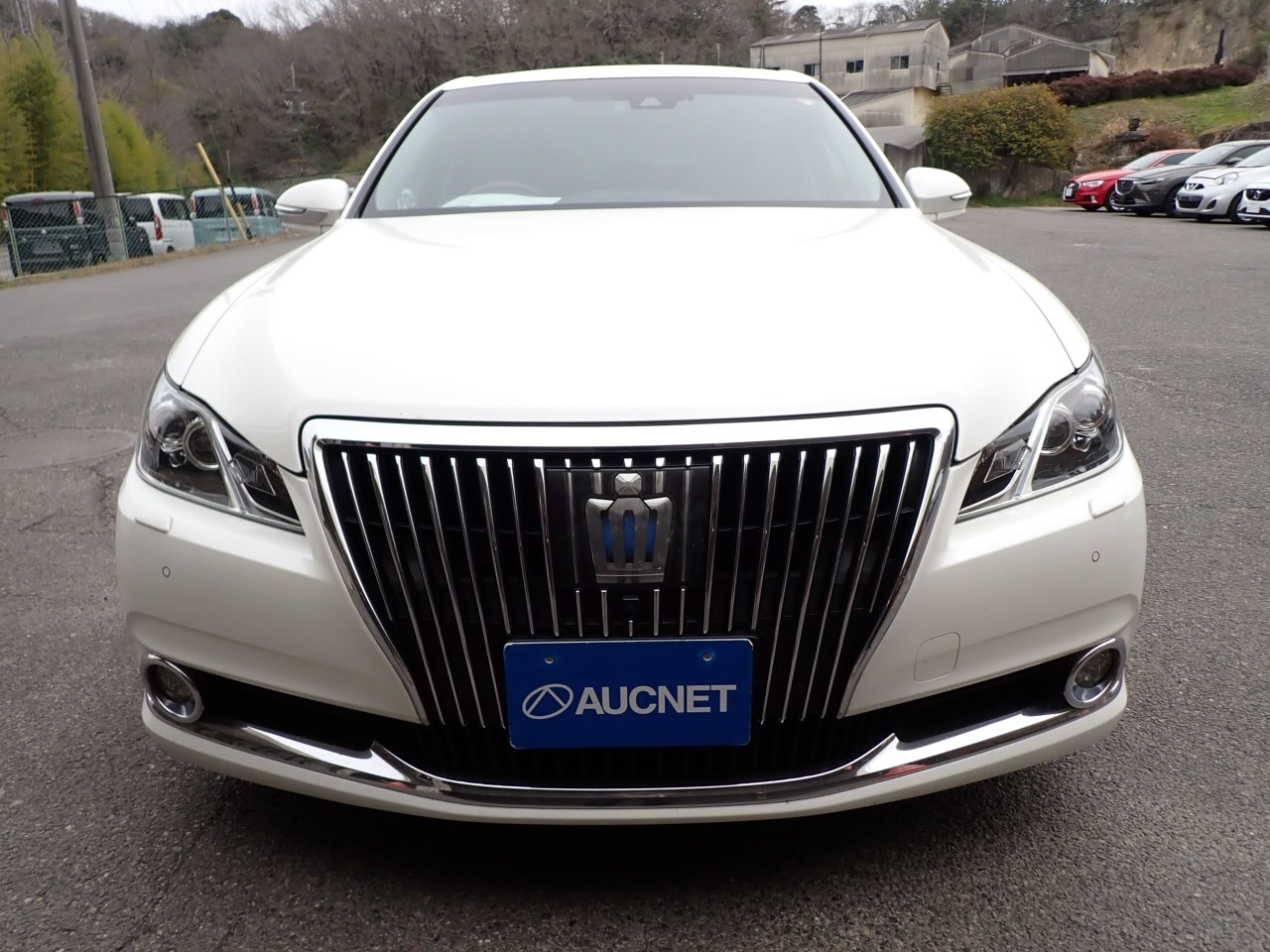 TOYOTA CROWN MAJESTA