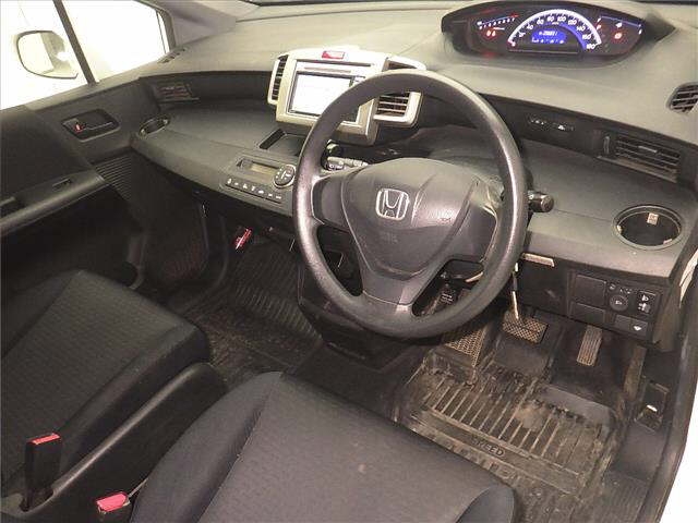 HONDA FREED SPIKE