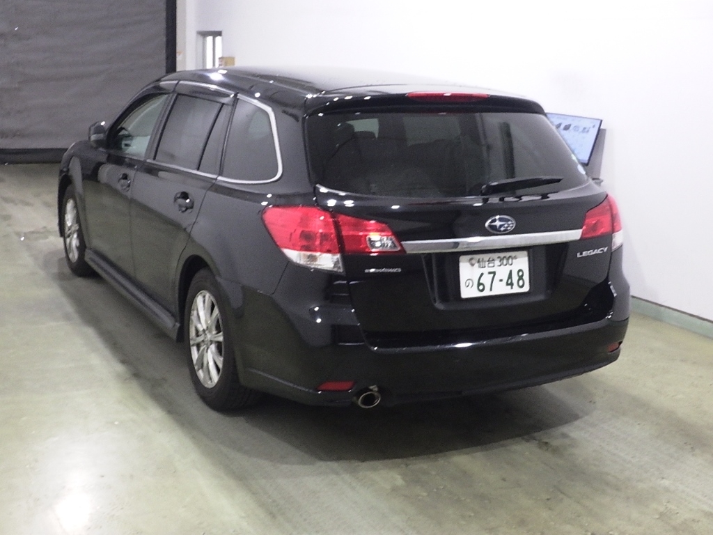 SUBARU LEGACY