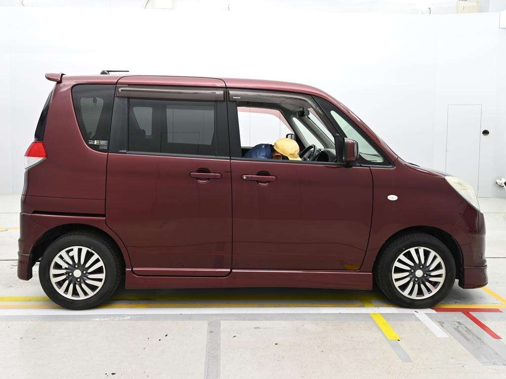 MITSUBISHI DELICA D:2