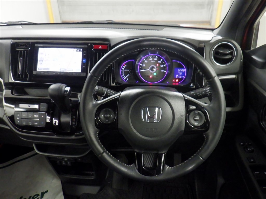 HONDA N-WGN