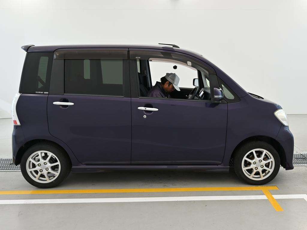 DAIHATSU TANTO EXE