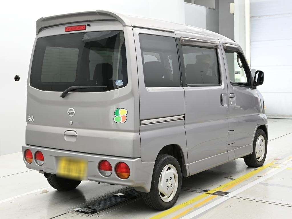 NISSAN CLIPPER