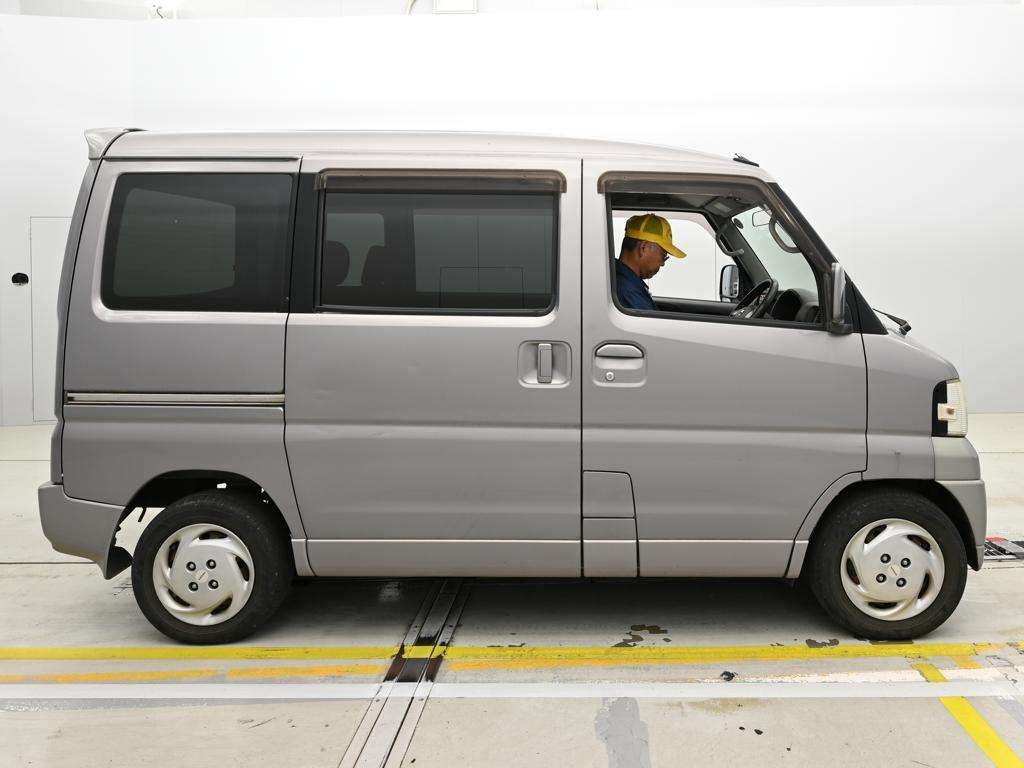 NISSAN CLIPPER