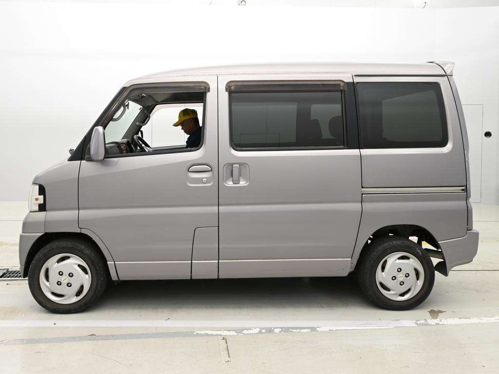 NISSAN CLIPPER