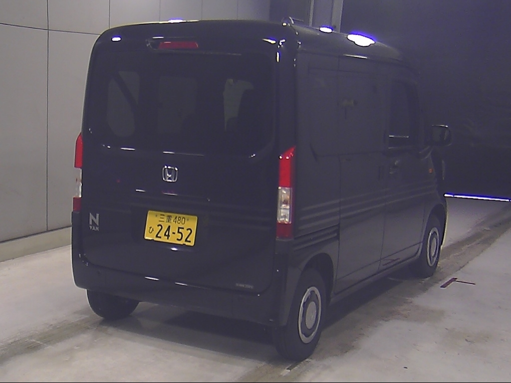HONDA N-VAN