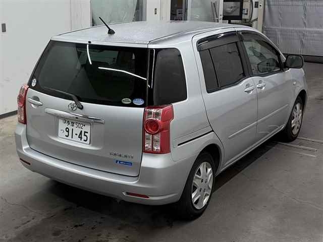 TOYOTA RAUM
