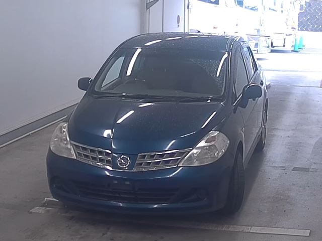 NISSAN TIIDA LATIO