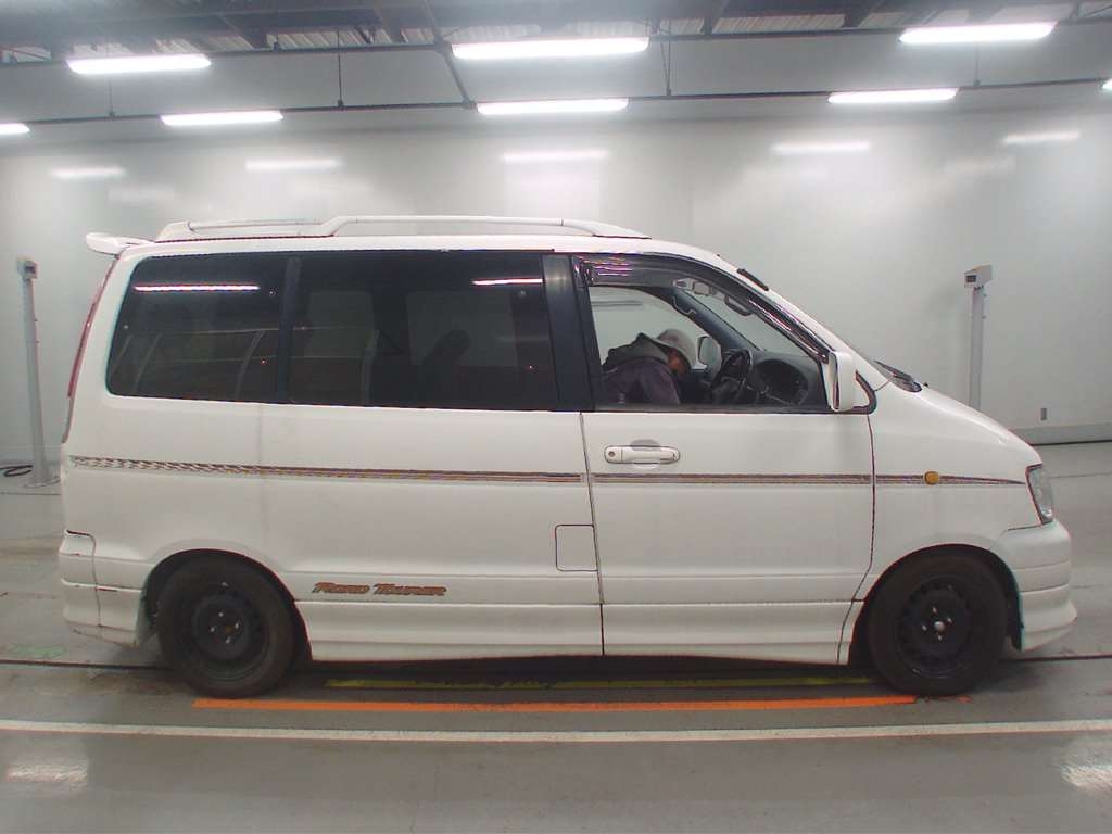 TOYOTA TOWN ACE NOAH