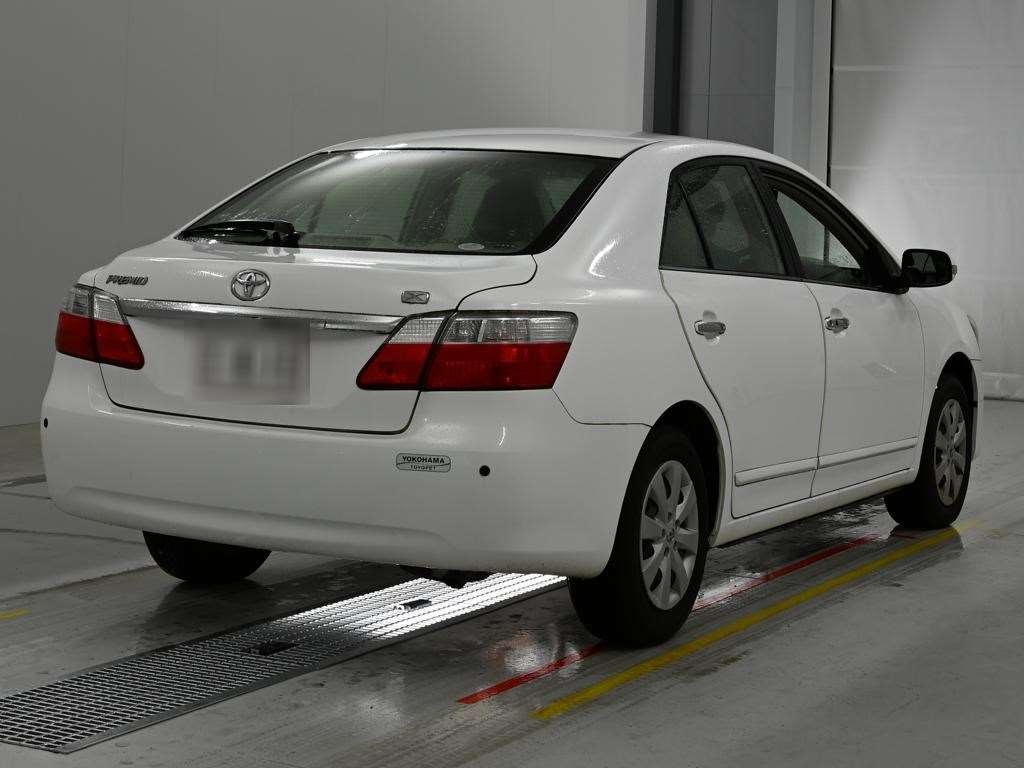 TOYOTA PREMIO