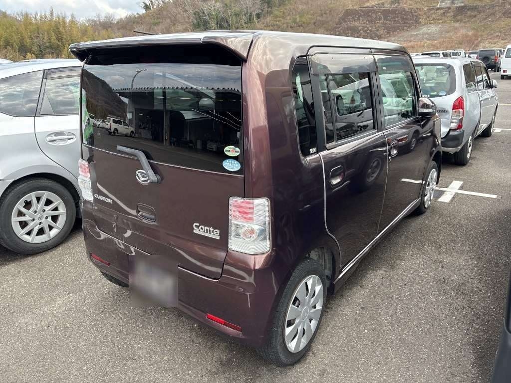 DAIHATSU MOVE CONTE