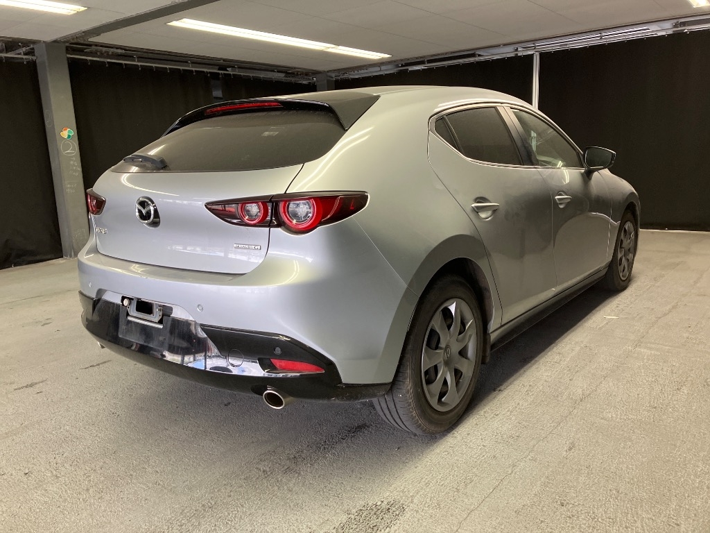 MAZDA MAZDA3
