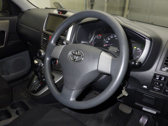 TOYOTA RUSH