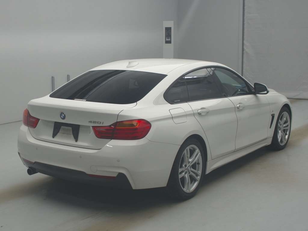 BMW 4-SERIES